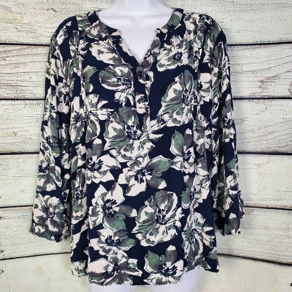 Fun2Fun 2X Navy Green White Floral Long Sleeve Button Blouse